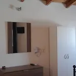 Lisa's Place 3*