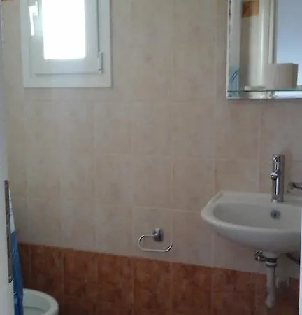 Lisa's Place Πανσιόν Ελαφόνησος